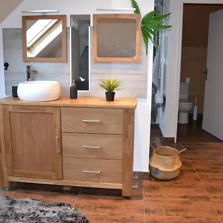 Bed & Breakfast L'auberge De Vauclair 3*