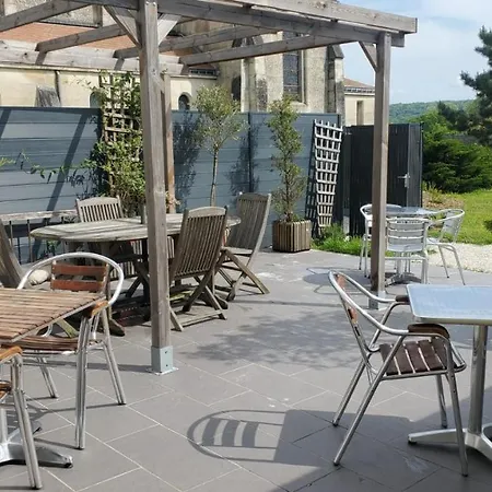 L'auberge De Vauclair 住宿加早餐酒店 2*