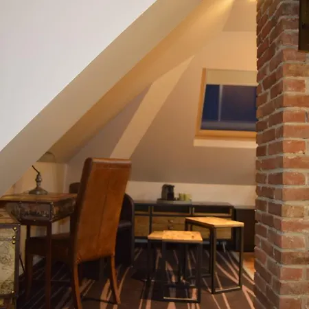 L'auberge De Vauclair Couette-café 2*